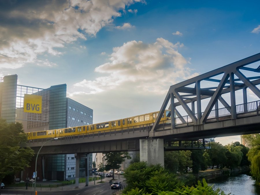 Staffbase Mitarbeiter-App BVG, interne Komunikation