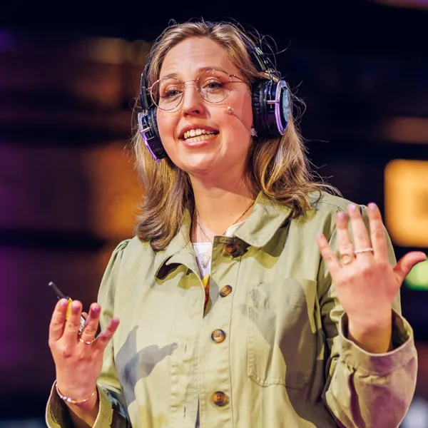 Stephanie Flügel, Staffbase